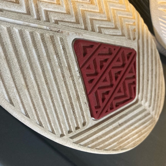 Nike Air Jordans Size 12.5 MENS White Red Michael Jordan 414759-101 - Picture 6 of 13